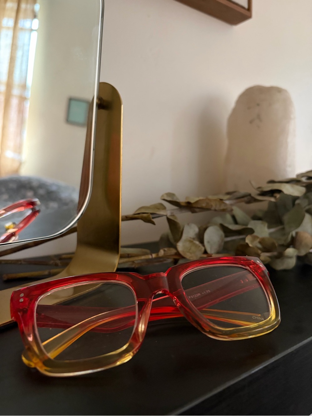 Translucent Red-Orange Reading Glasses Arm (F3122R +1.75)